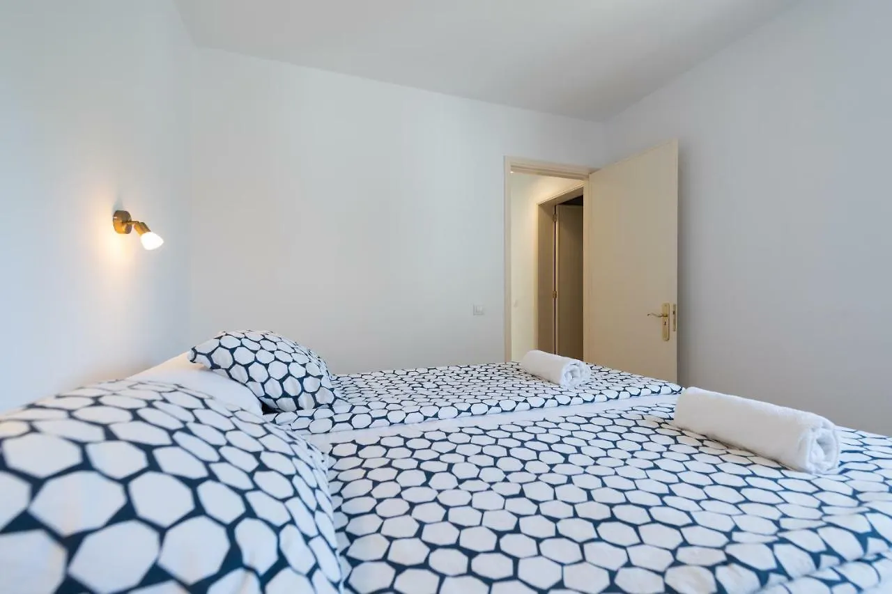 Bungalow Con Terraza Y Jardin Privado En Maspalomas Maspalomas  Spain
